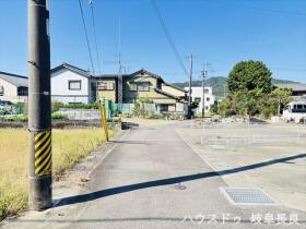 ●岐阜市粟野東3丁目　建築条件なし土地