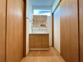 グローバルガーデン四日市市白須賀　全5棟　５号棟　新築一戸建て