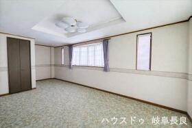 ●岐阜市芥見4丁目　中古一戸建て