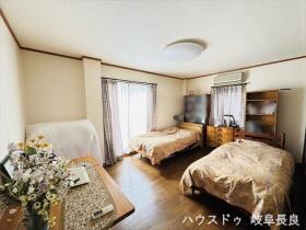 ●岐阜市芥見4丁目　中古一戸建て