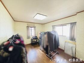 ●岐阜市芥見4丁目　中古一戸建て