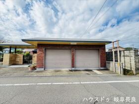 ●岐阜市芥見4丁目　中古一戸建て