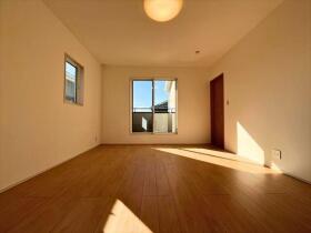 グローバルガーデン菰野町潤田　新築一戸建て