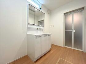 グローバルガーデン菰野町竹成　全3棟　10号棟　新築一戸建て