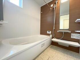 グローバルガーデン菰野町竹成　全3棟　11号棟　新築一戸建て