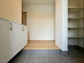 グローバルガーデン菰野町竹成　全3棟　12号棟　新築一戸建て