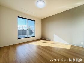 タマタウン七郷小　全6棟　1号地　新築一戸建て