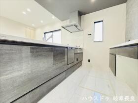 タマタウン七郷小　全6棟　2号地　新築一戸建て