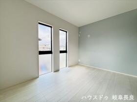 タマタウン七郷小　全6棟　6号地　新築一戸建て