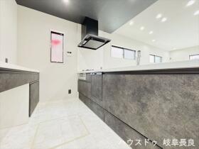 タマタウン七郷小　全6棟　6号地　新築一戸建て