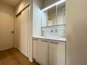 グローバルガーデン四日市市下之宮町　3号棟　新築一戸建て