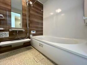 グローバルガーデン四日市市下之宮町　3号棟　新築一戸建て