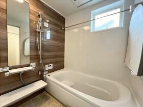 グローバルガーデン四日市市小杉町　全3棟　1号棟　新築一戸建て