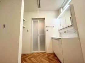 グローバルガーデン四日市市小杉町　全3棟　1号棟　新築一戸建て