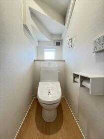 リナージュ名古屋市港区船頭場1丁目　全13区画　3号棟　新築一戸建て