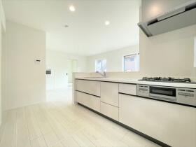 リナージュ名古屋市港区船頭場1丁目　全13区画　4号棟　新築一戸建て