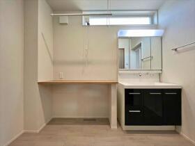 グローバルガーデン四日市市八王子町　全4棟　6号棟　新築一戸建て