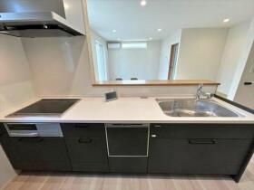 グローバルガーデン四日市市八王子町　全4棟　6号棟　新築一戸建て