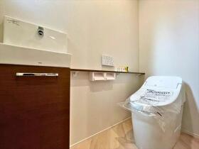 グローバルガーデン四日市市八王子町　全4棟　8号棟　新築一戸建て