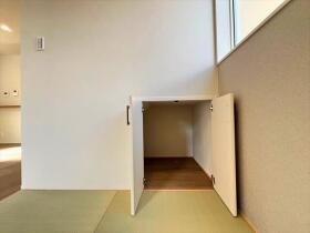 グローバルガーデン四日市市八王子町　全4棟　8号棟　新築一戸建て