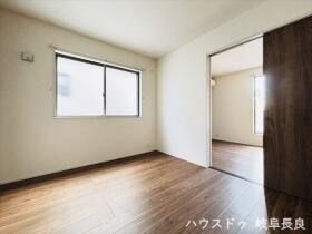 □リーブルファインプラス岐阜市西中島第2　全6棟　5号棟　新築一戸建て