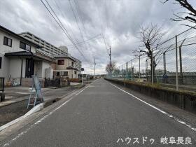 □リーブルファインプラス岐阜市西中島第2　全6棟　5号棟　新築一戸建て