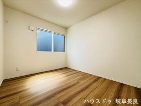 岐阜市加納南陽町1丁目　全2区画　B棟　新築一戸建て