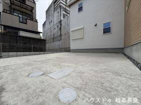 ファーストタウン岐阜市第1八ツ梅町　全2棟　2号棟　新築一戸建て