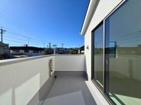 リナージュ四日市生桑町　第1期　全1棟　新築一戸建て