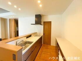 ●北名古屋市高田寺屋敷　中古一戸建て