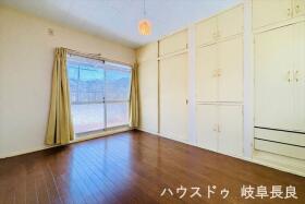 ●岐阜市大洞柏台5丁目　中古一戸建て