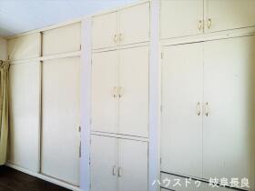 ●岐阜市大洞柏台5丁目　中古一戸建て