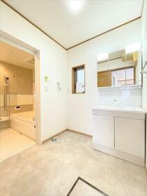 名古屋市中川区丹後町1丁目　中古一戸建て