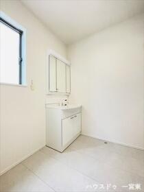 一宮市浅井町5期　全3棟　B号棟　新築一戸建て