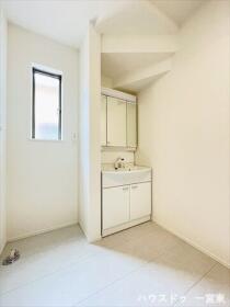 一宮市浅井町5期　全3棟　C号棟　新築一戸建て