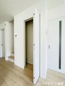 一宮市浅井町5期　全3棟　C号棟　新築一戸建て