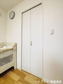 ●岐阜市六条江東1丁目　中古一戸建て