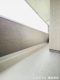 ●岐阜市六条江東1丁目　中古一戸建て