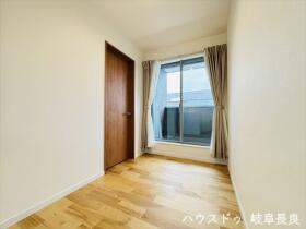 ●岐阜市六条江東1丁目　中古一戸建て