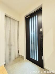 ●岐阜市六条江東1丁目　中古一戸建て