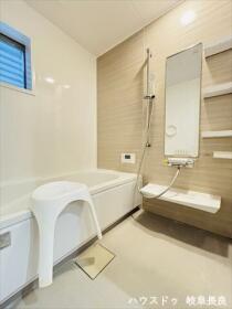 ●岐阜市六条江東1丁目　中古一戸建て