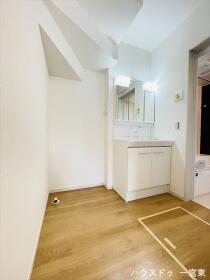 一宮市平和2丁目　一戸建て