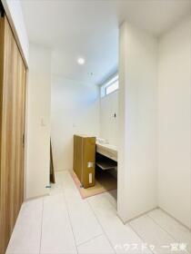 江南市島宮町巡見　全2棟　2号棟　新築一戸建て