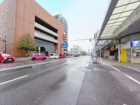 リーデンススクエア一宮