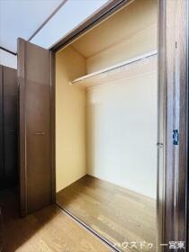 一宮市奥町字三出　中古一戸建て