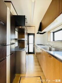 一宮市奥町字三出　中古一戸建て