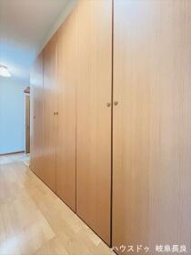 ●岐阜市則武東4丁目　中古一戸建て