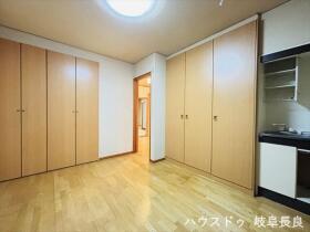 ●岐阜市則武東4丁目　中古一戸建て