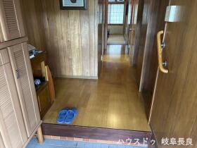 ●岐阜市粟野西4丁目　中古一戸建て