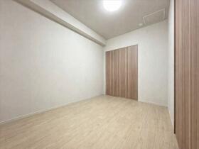 ●ローレルスクエア四日市富田